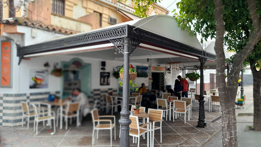 Las Palmeras Bar Café